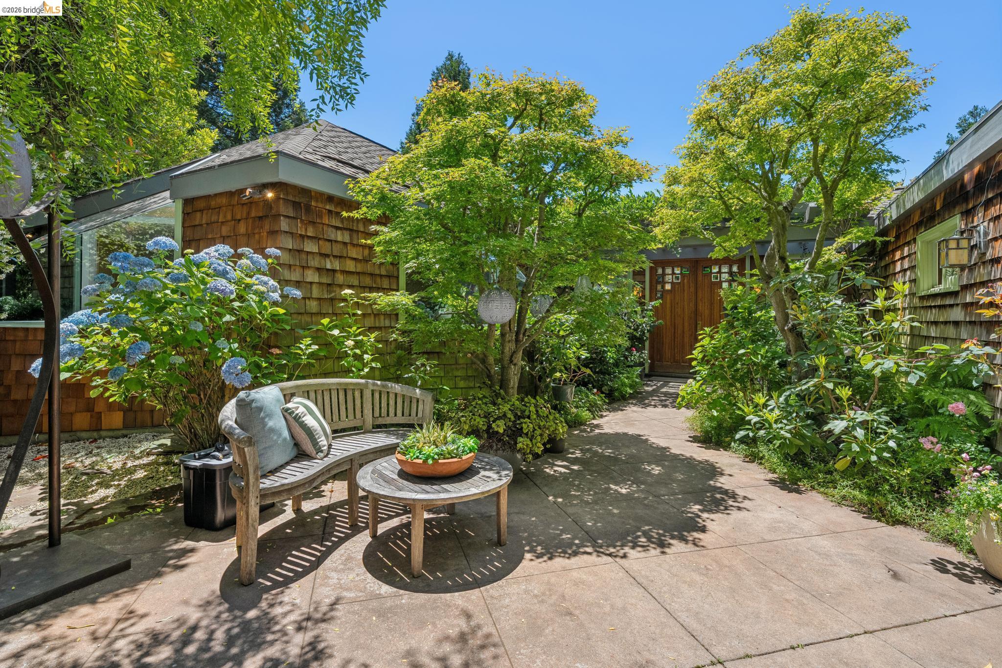 2223 Tunnel Rd