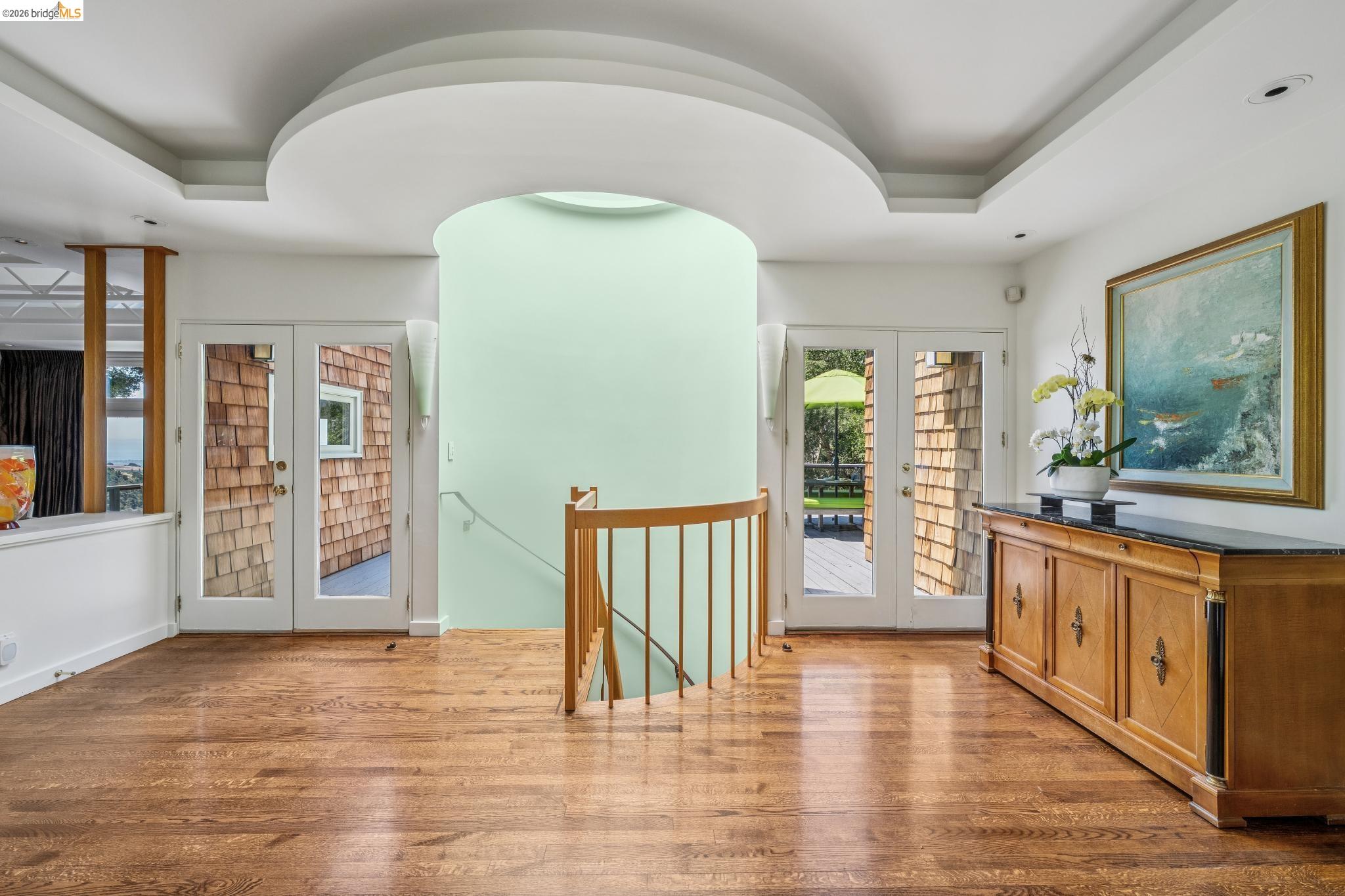 2223 Tunnel Rd