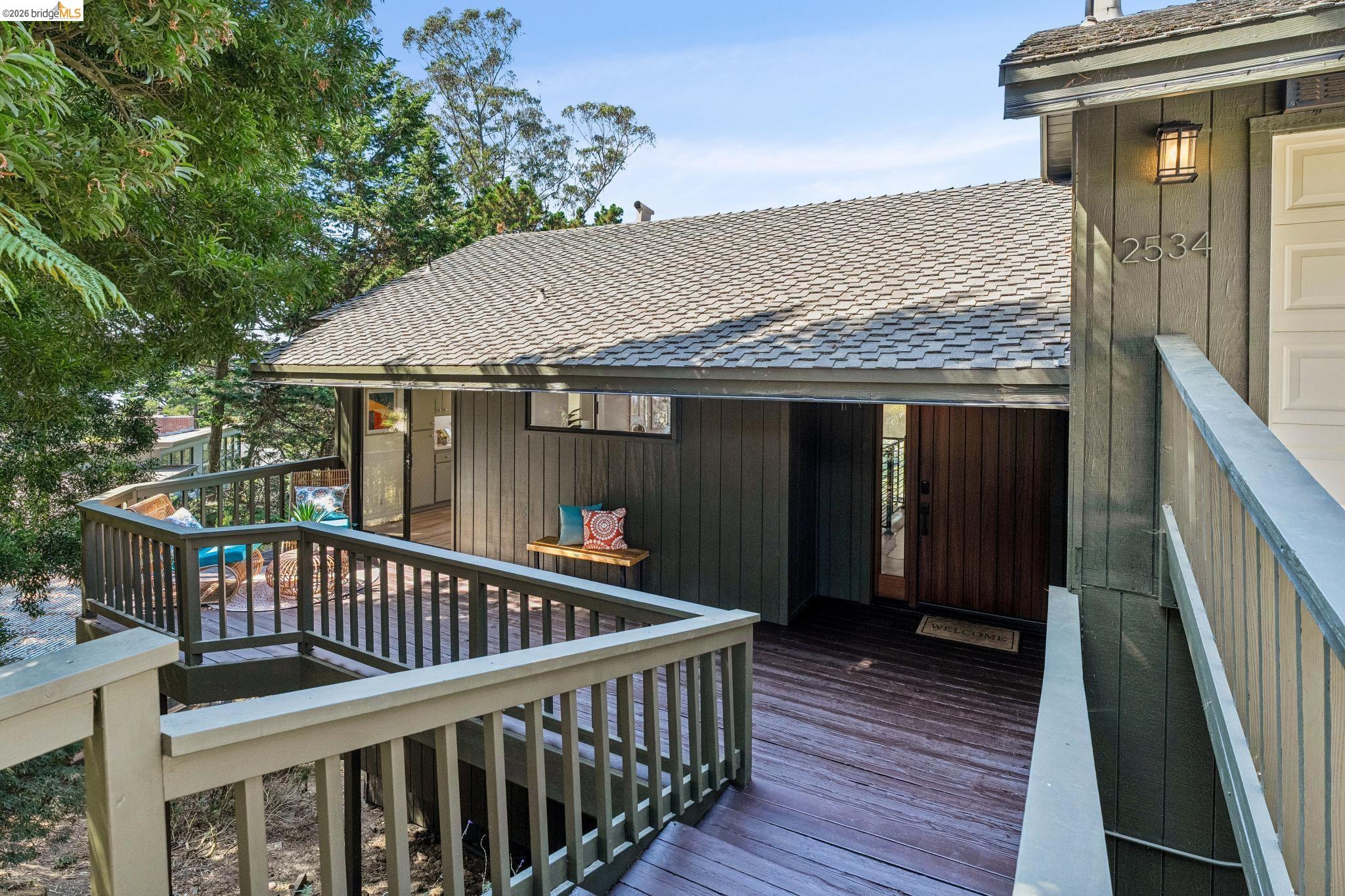 2534 Carisbrook Dr