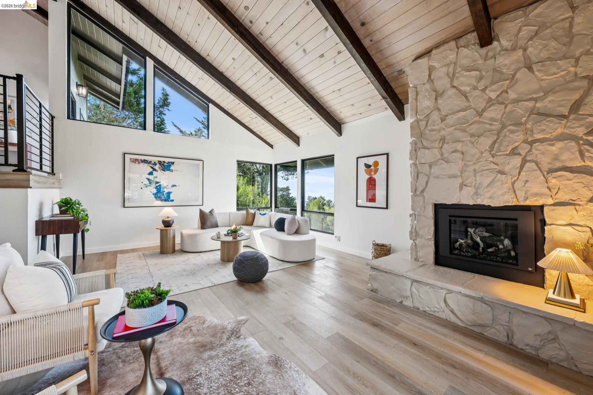 2534 Carisbrook Dr