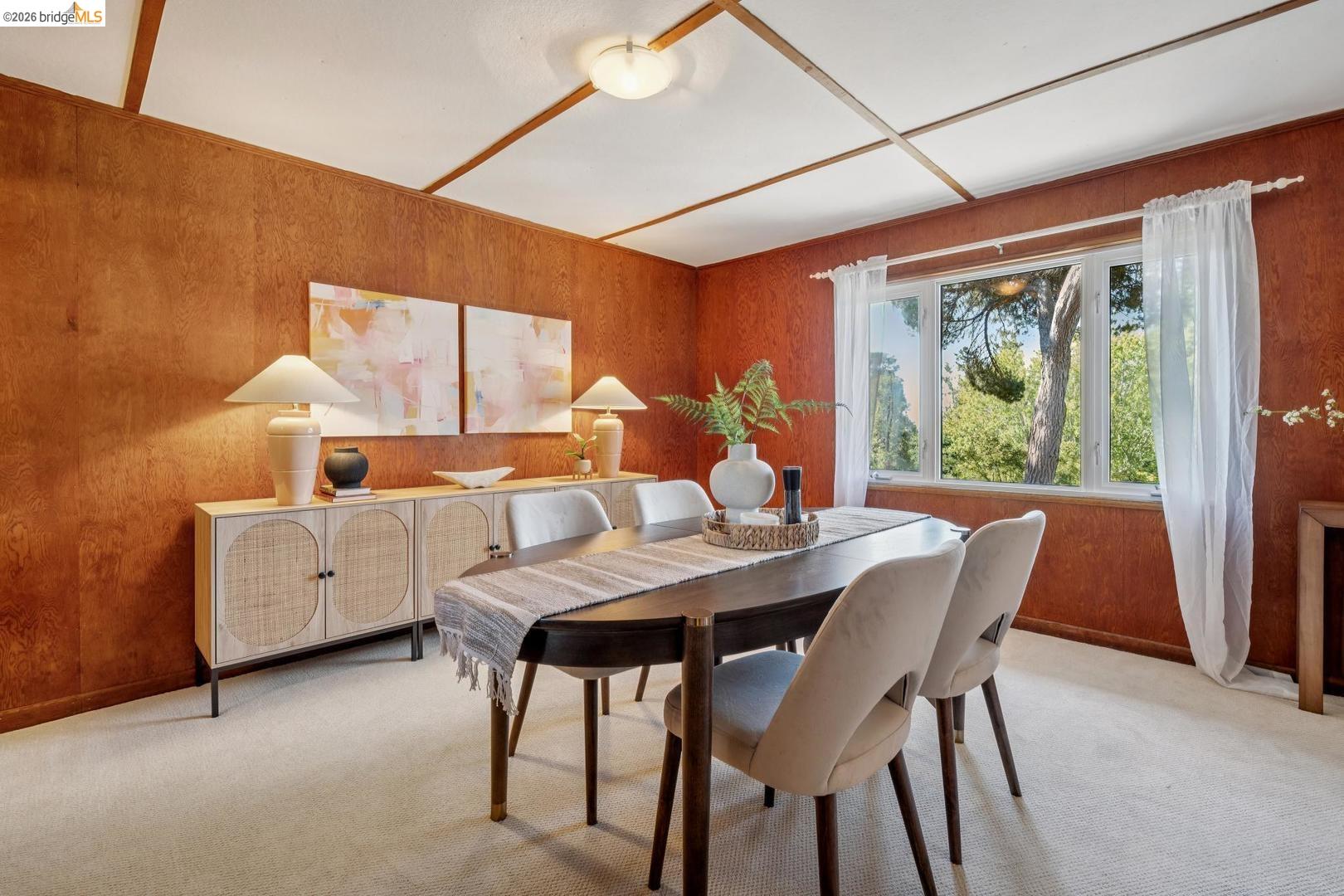 155 Avenida DR