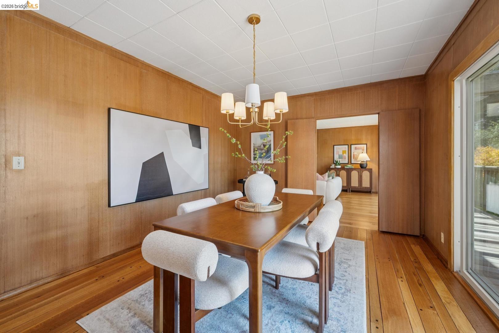 155 Avenida DR