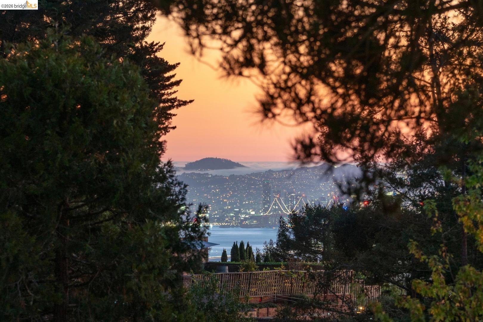 155 Avenida DR