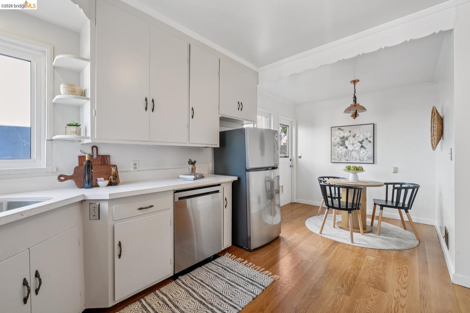 155 Avenida DR