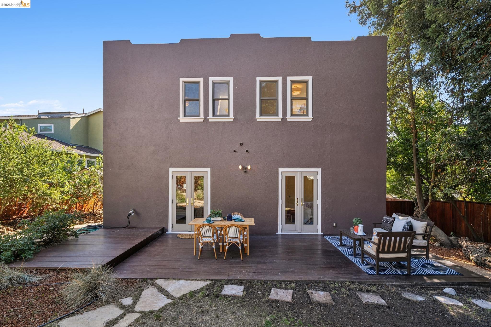 1909 San Antonio Ave