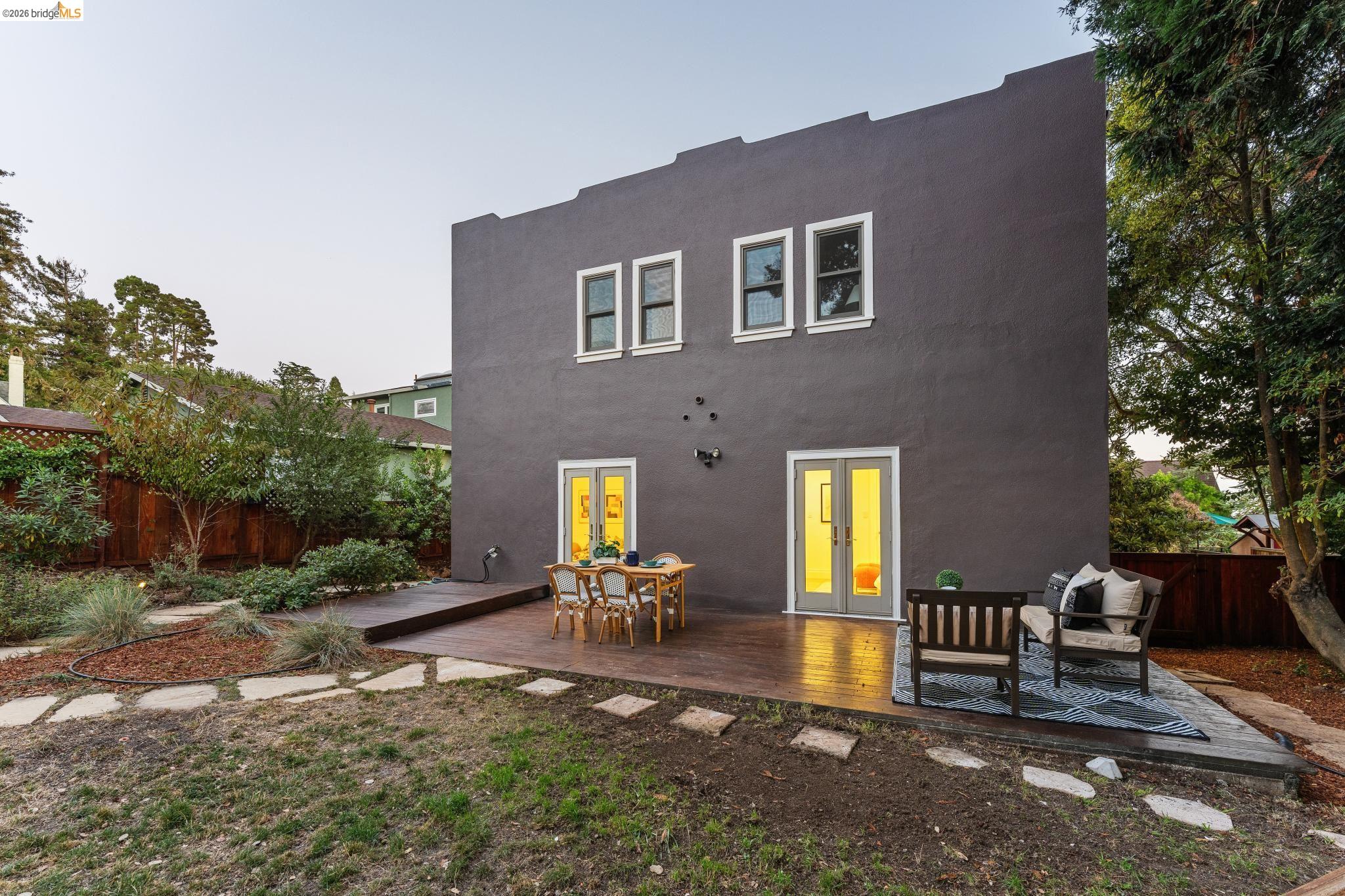1909 San Antonio Ave