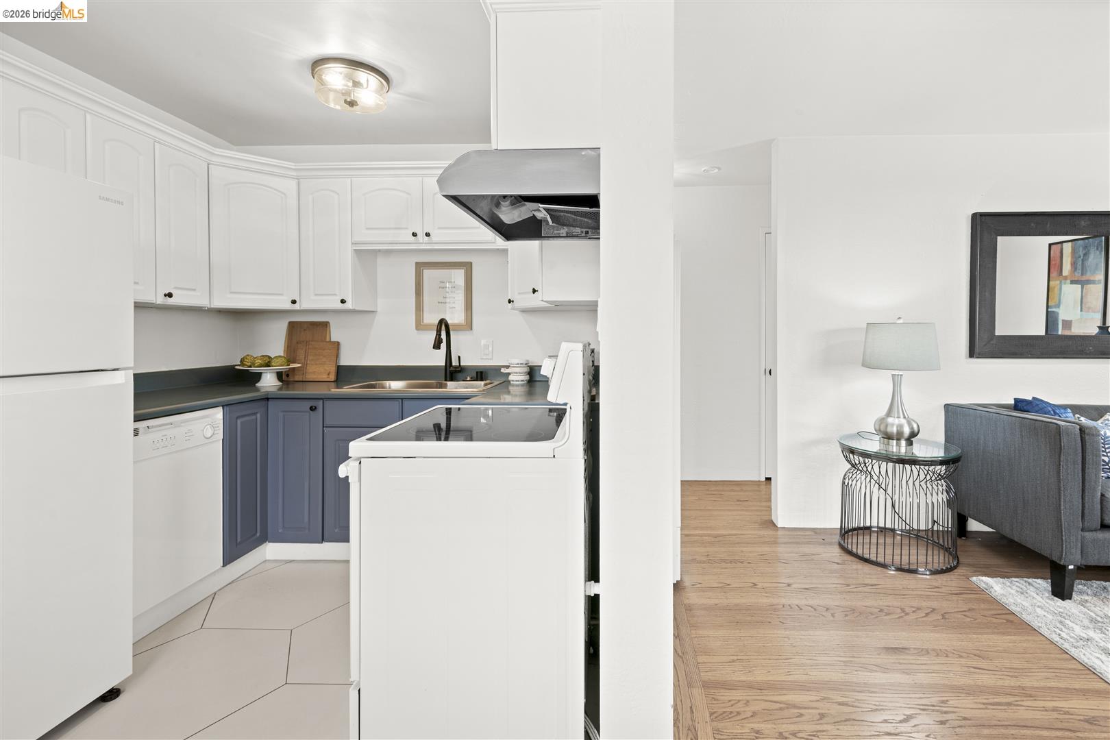 8 Whitmore Pl