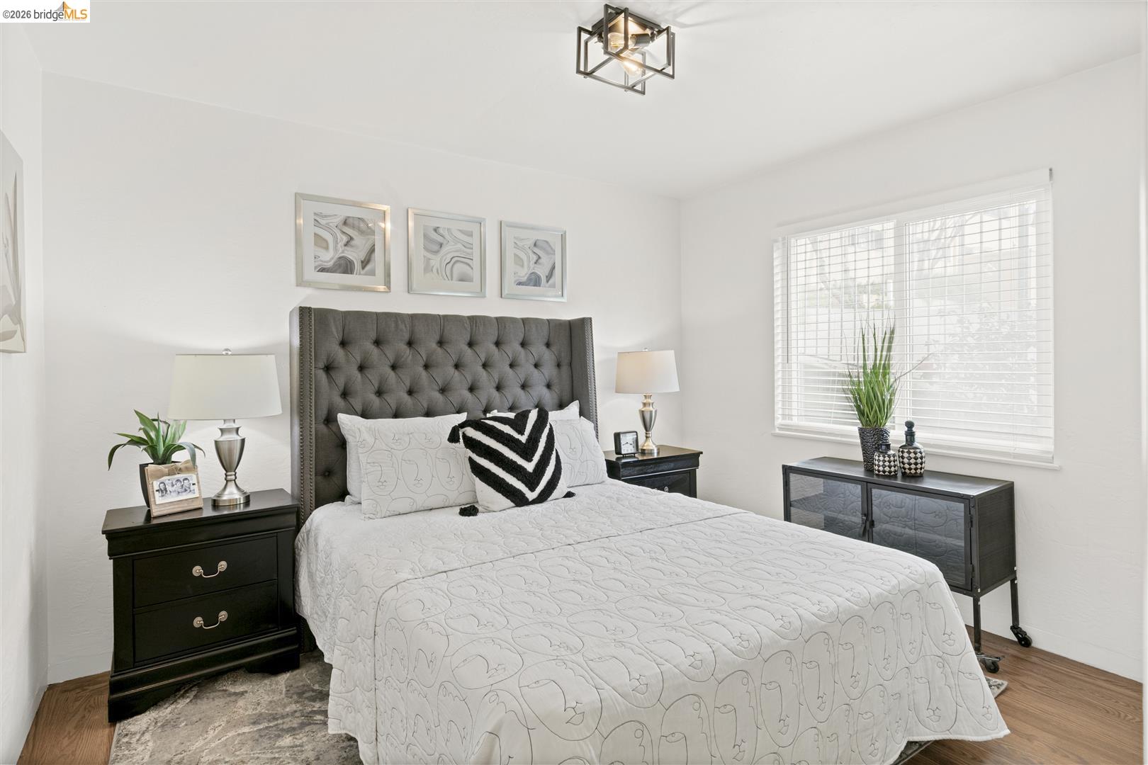 8 Whitmore Pl