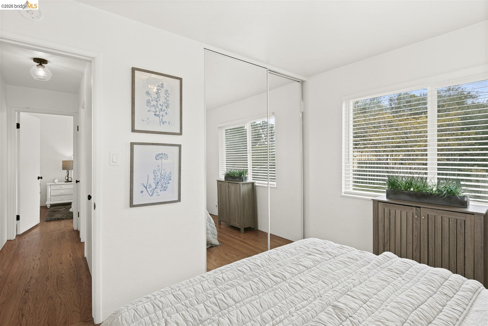 8 Whitmore Pl