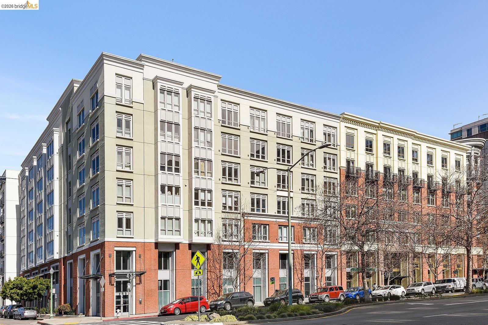438 W Grand Ave # 717
