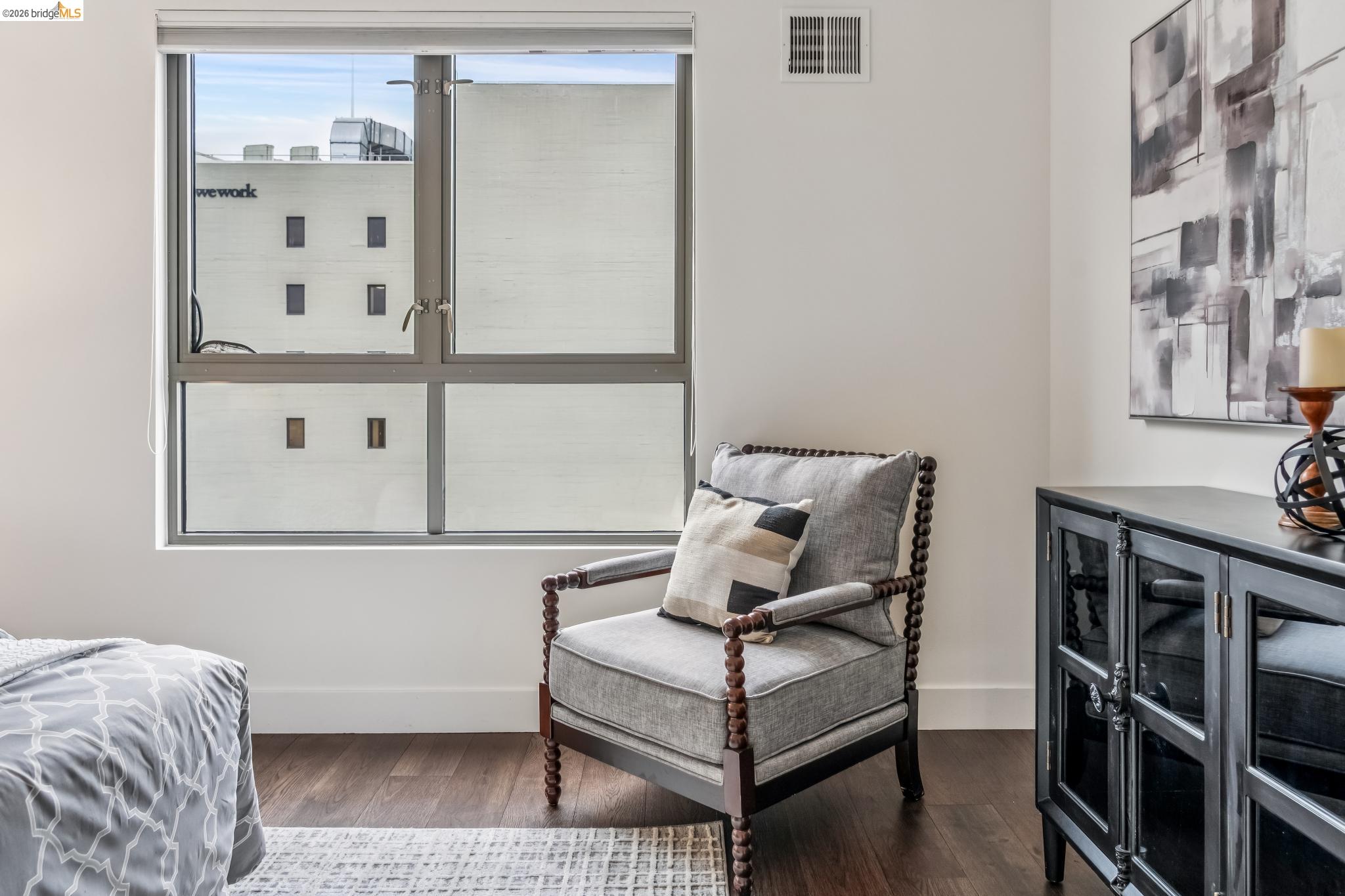 438 W Grand Ave # 717