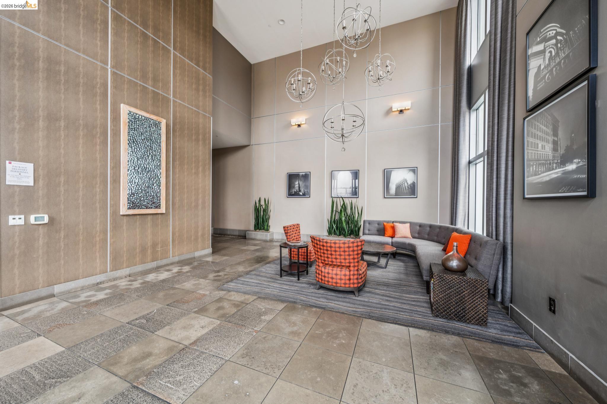 438 W Grand Ave # 717