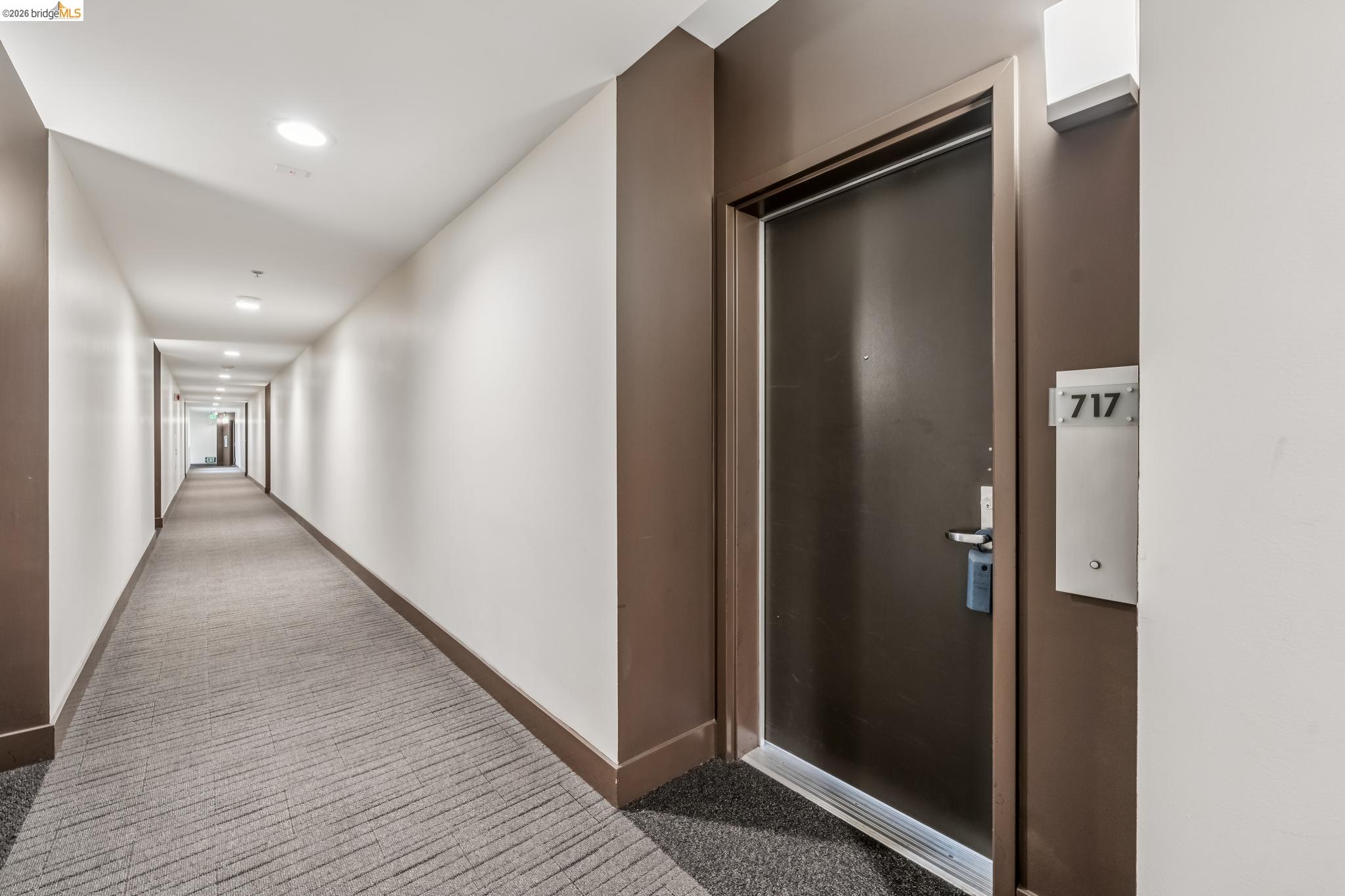 438 W Grand Ave # 717