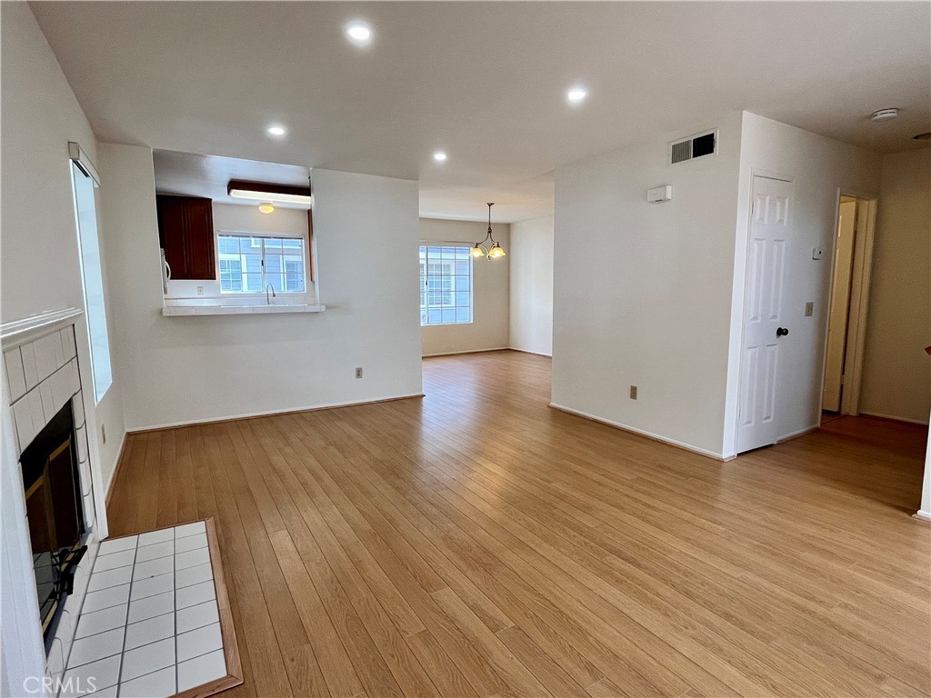 2800 Plaza Del Amo 474