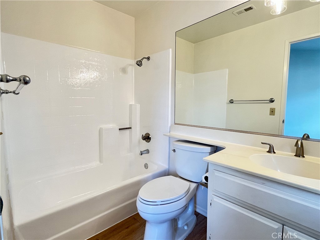 2800 Plaza Del Amo 474