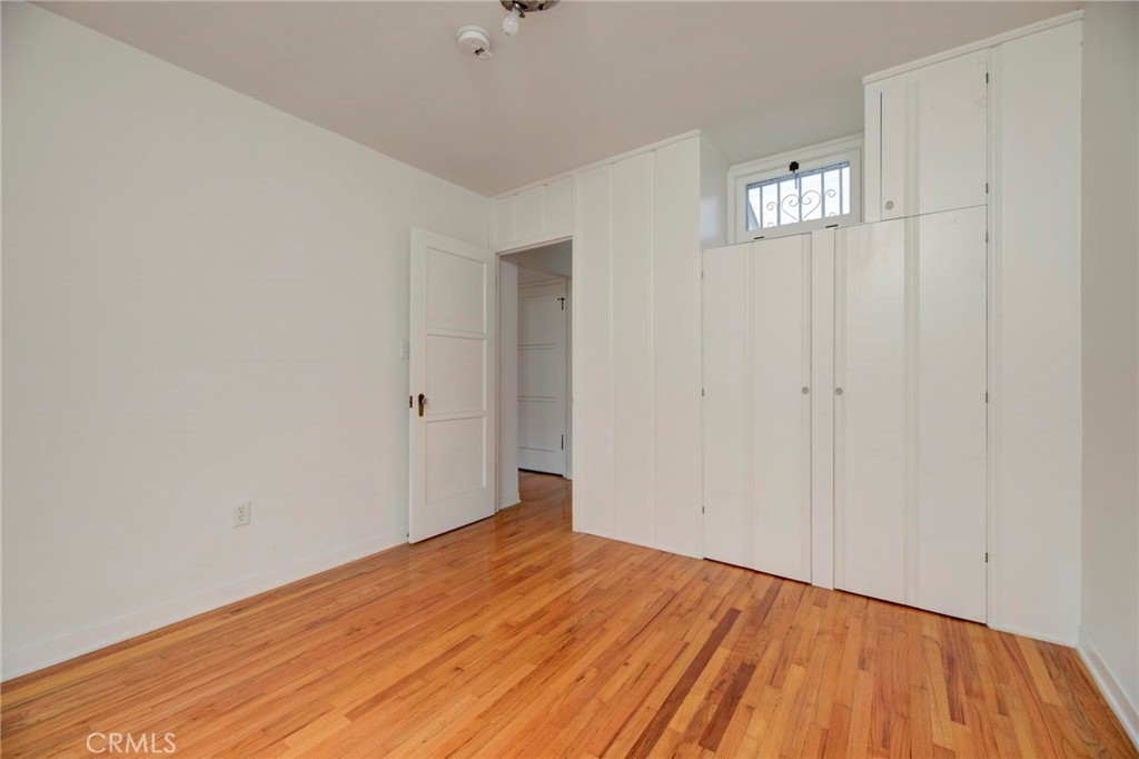 3412 S Victoria Avenue