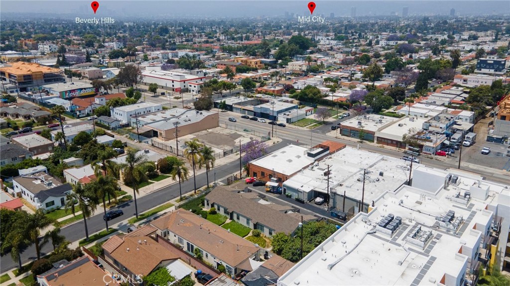 3412 S Victoria Avenue