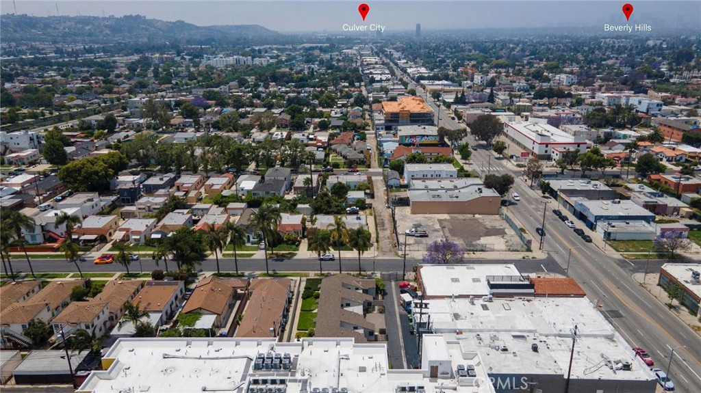 3412 S Victoria Avenue