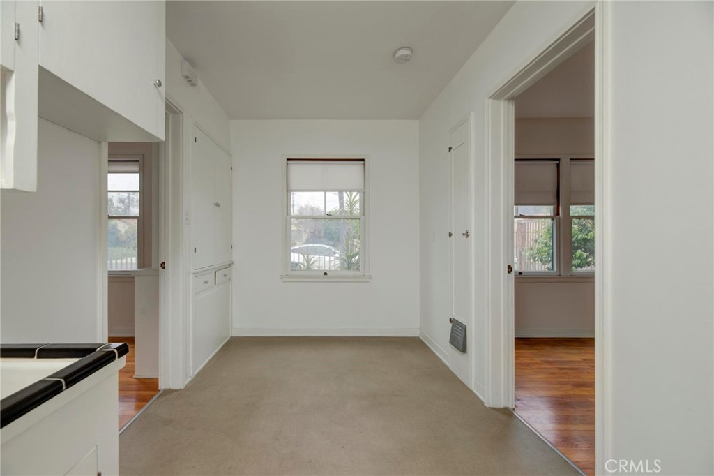 3412 S Victoria Avenue