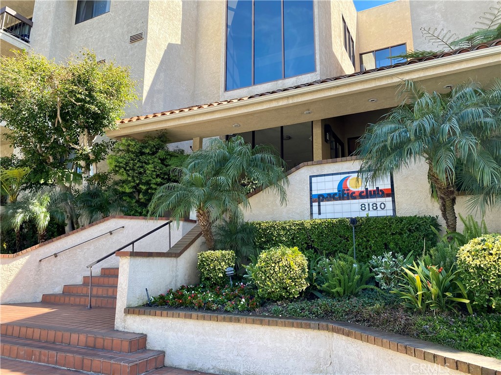 8180 Manitoba Street 356