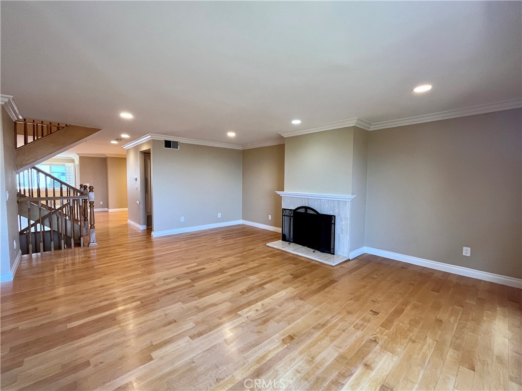 28115 Ridgepoint Court