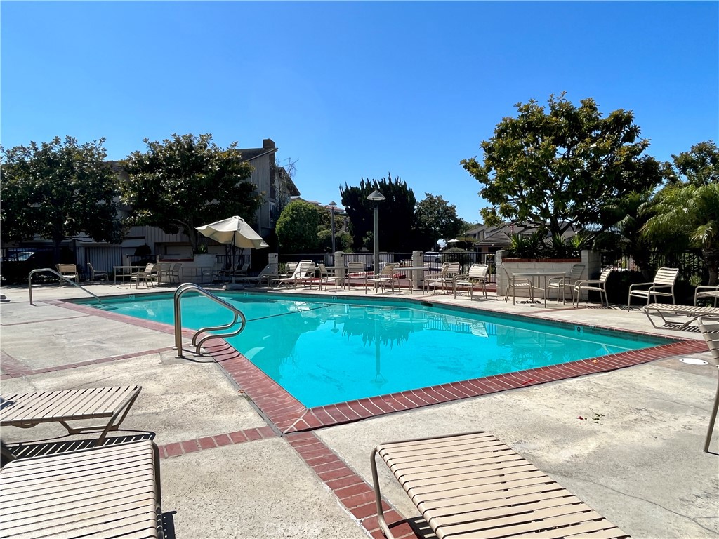 28115 Ridgepoint Court