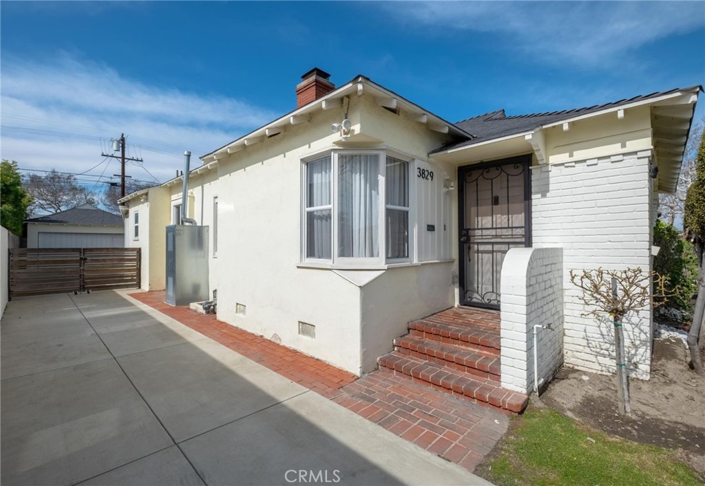 3829 Wellington Road