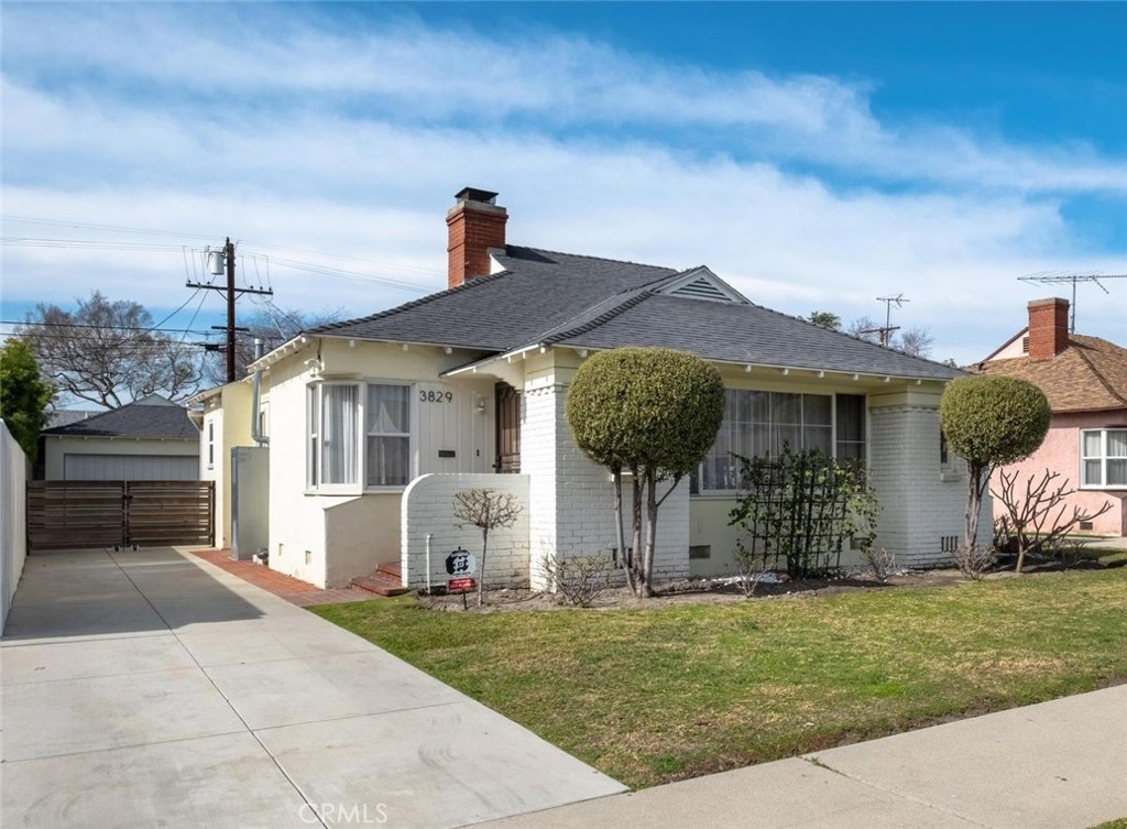 3829 Wellington Road