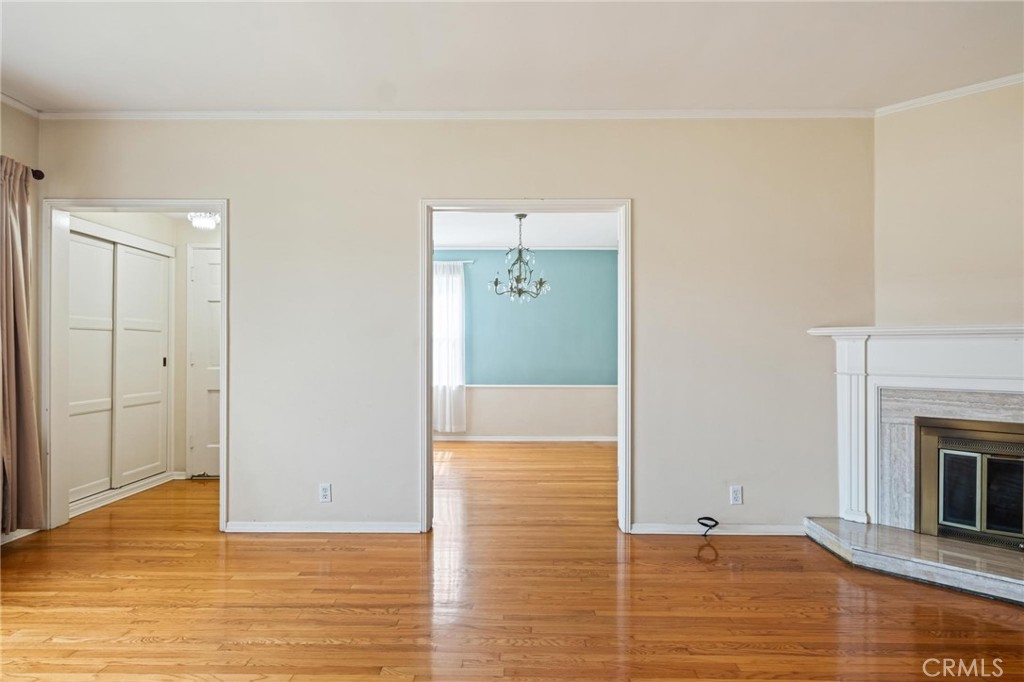 3829 Wellington Road