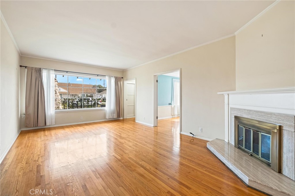 3829 Wellington Road