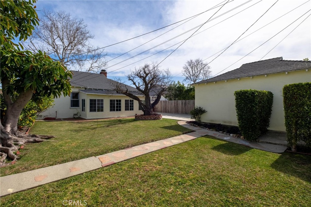 3829 Wellington Road