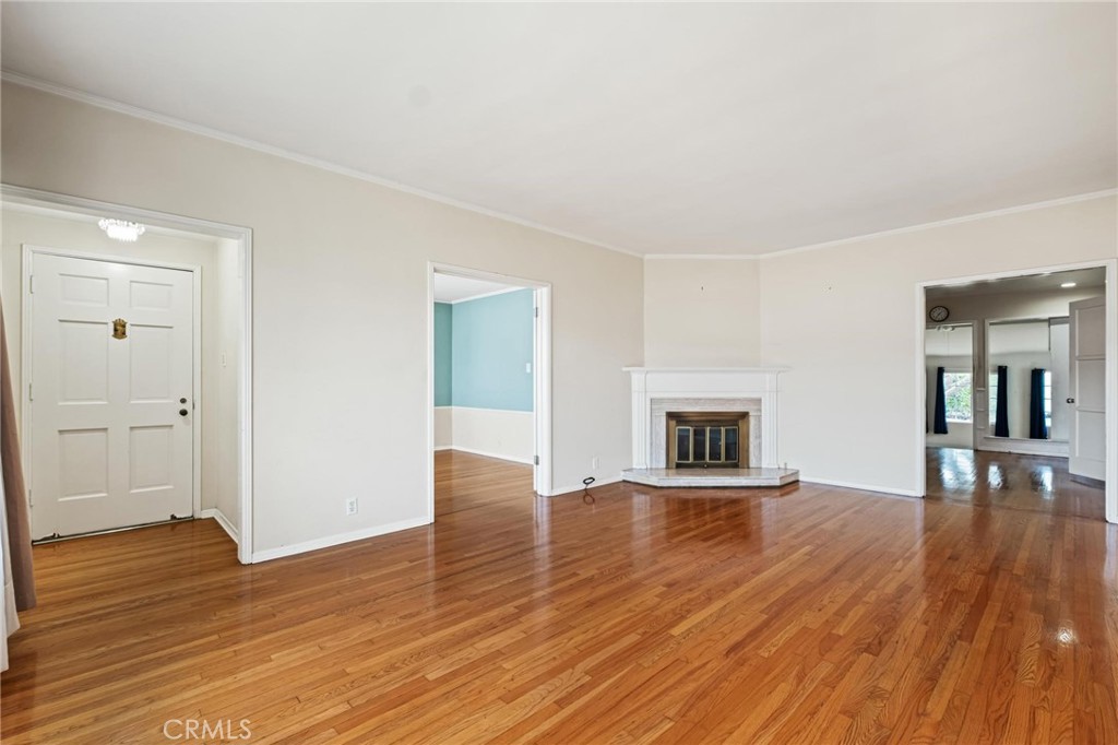 3829 Wellington Road