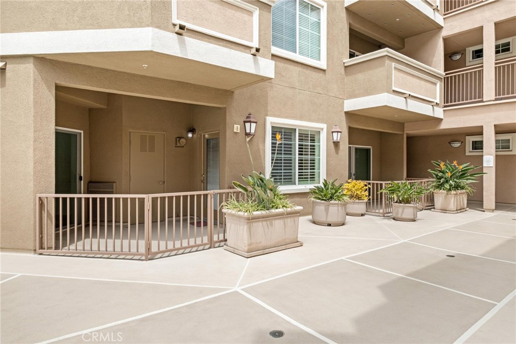 2750 Artesia Boulevard 112