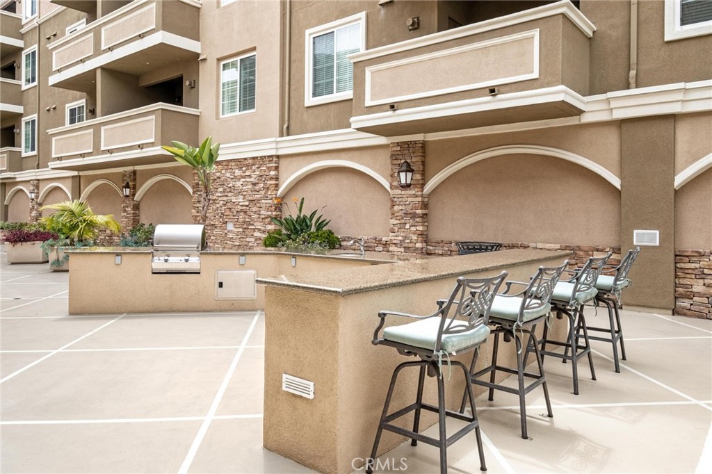 2750 Artesia Boulevard 112