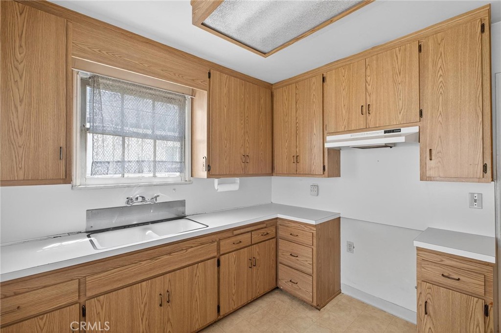 3744 S Muirfield Road