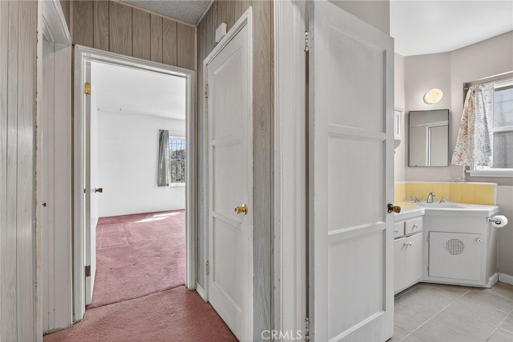 3604 S Muirfield Road