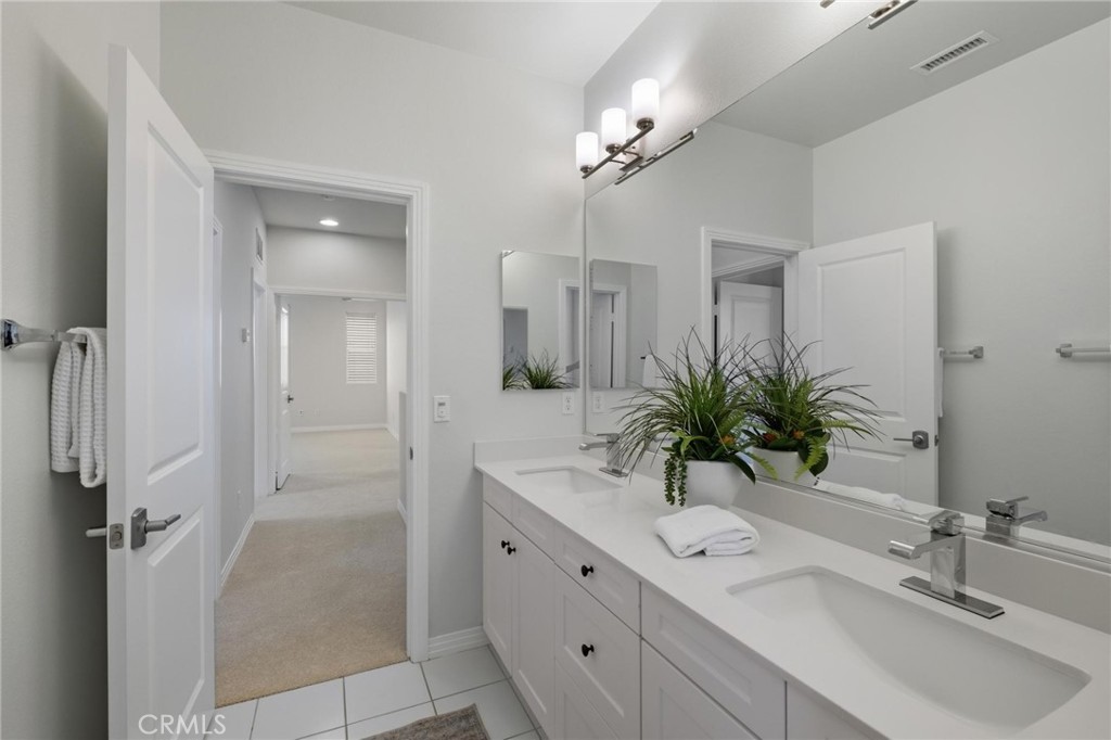 26039 Cypress St 102
