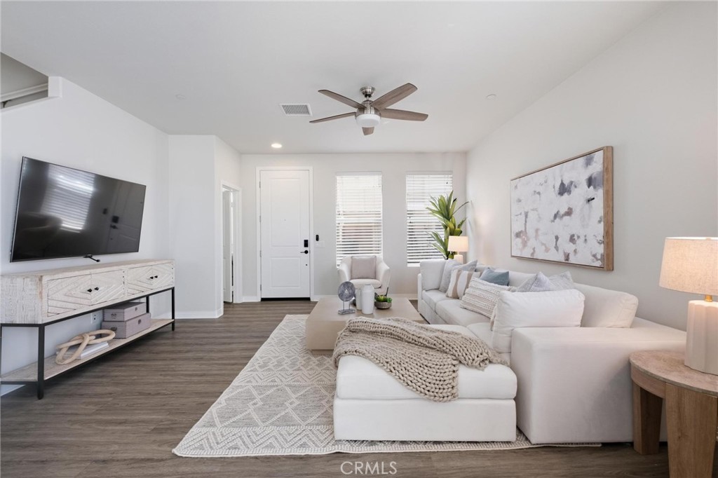 26039 Cypress St 102