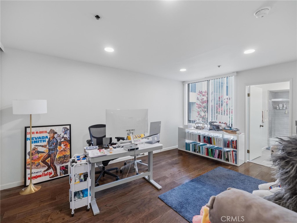 222 S Central Avenue 200