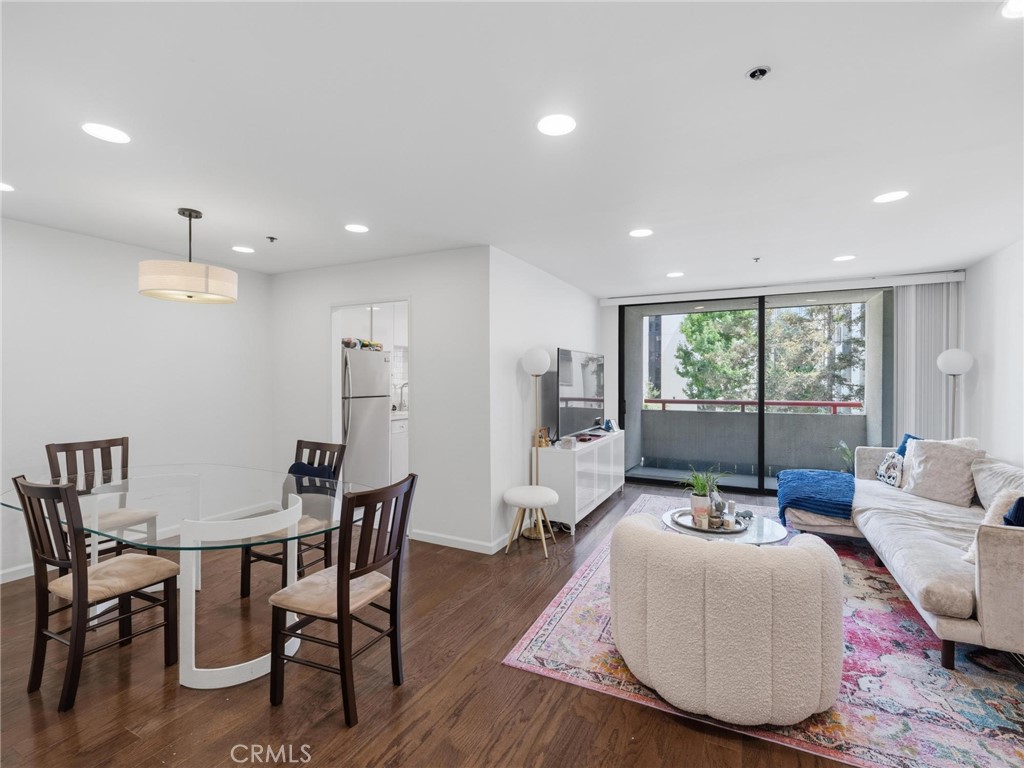 222 S Central Avenue 200