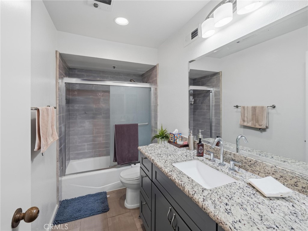 222 S Central Avenue 200