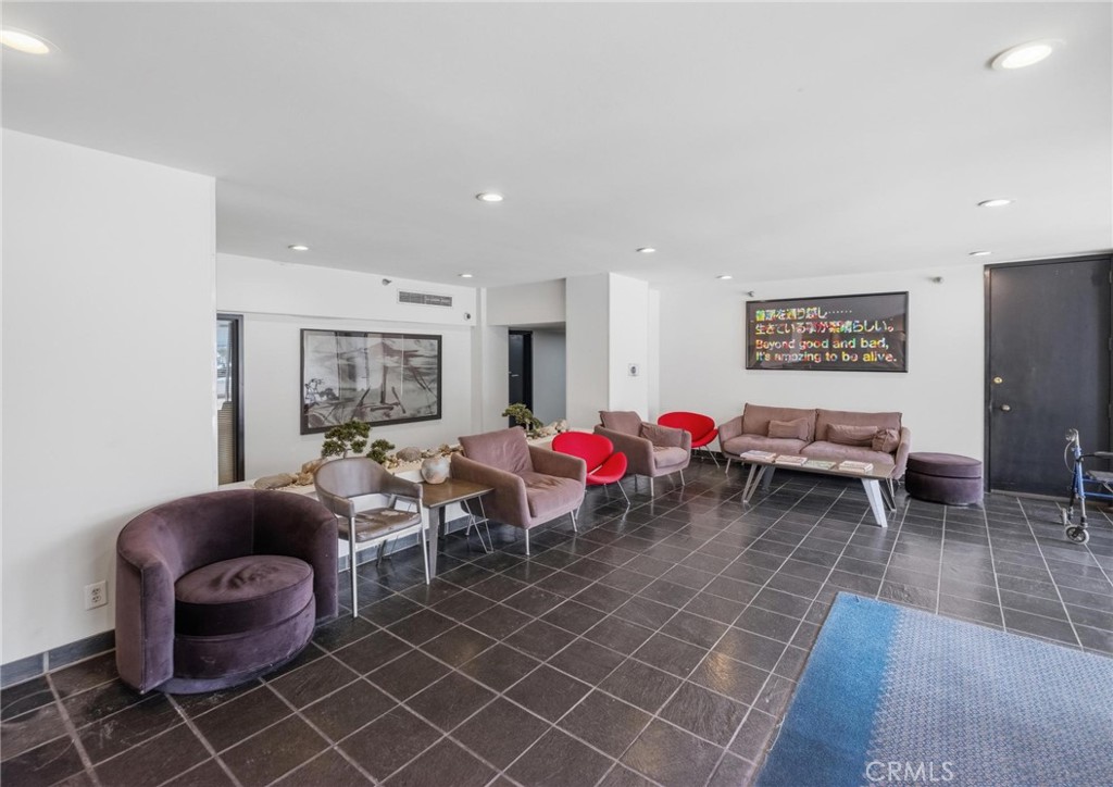 222 S Central Avenue 200