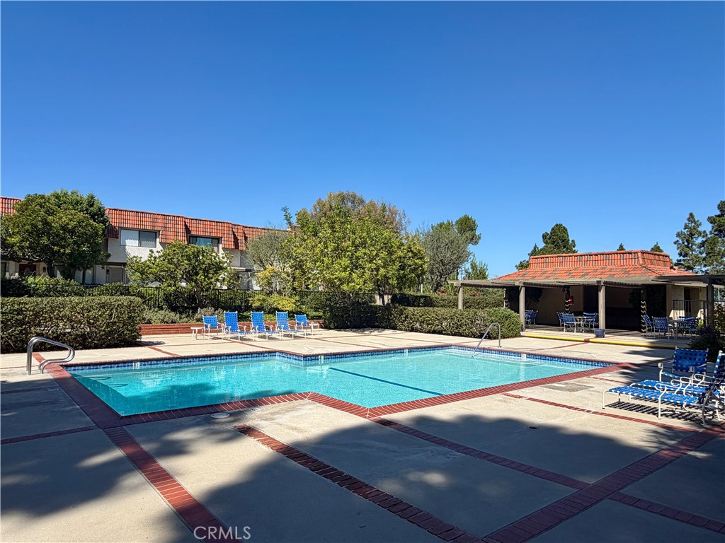 27935 Ridgebluff Court