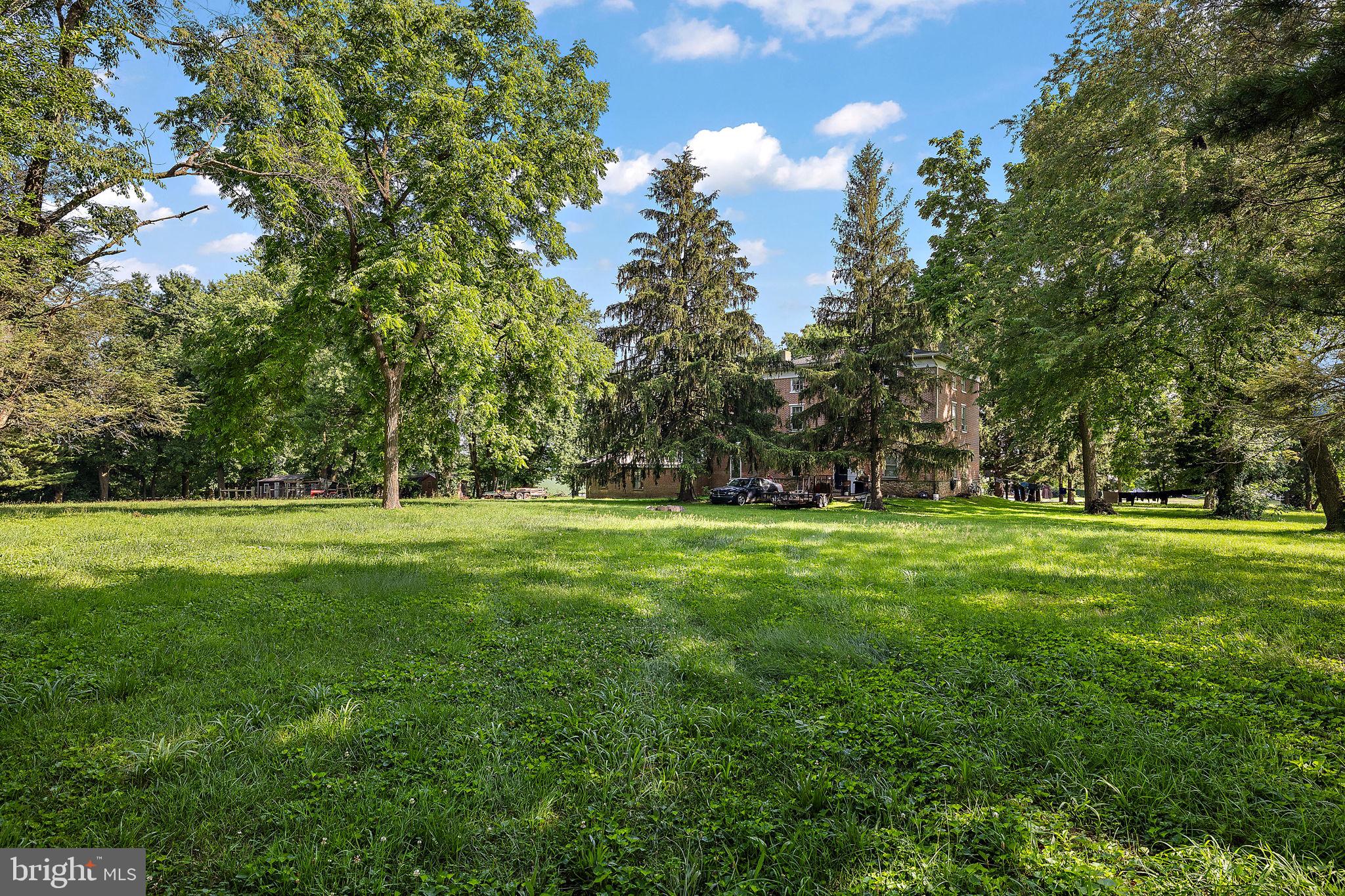 2195 GAP NEWPORT PIKE