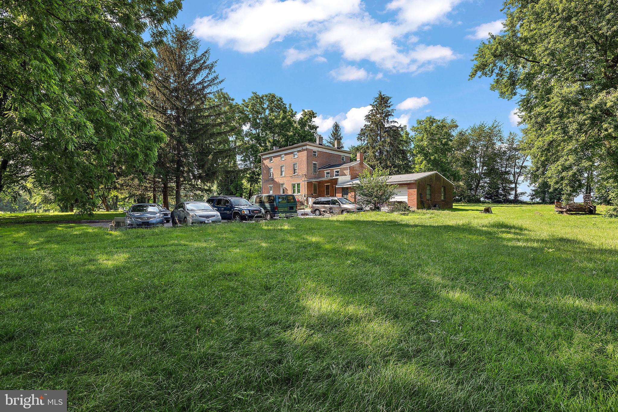 2195 GAP NEWPORT PIKE