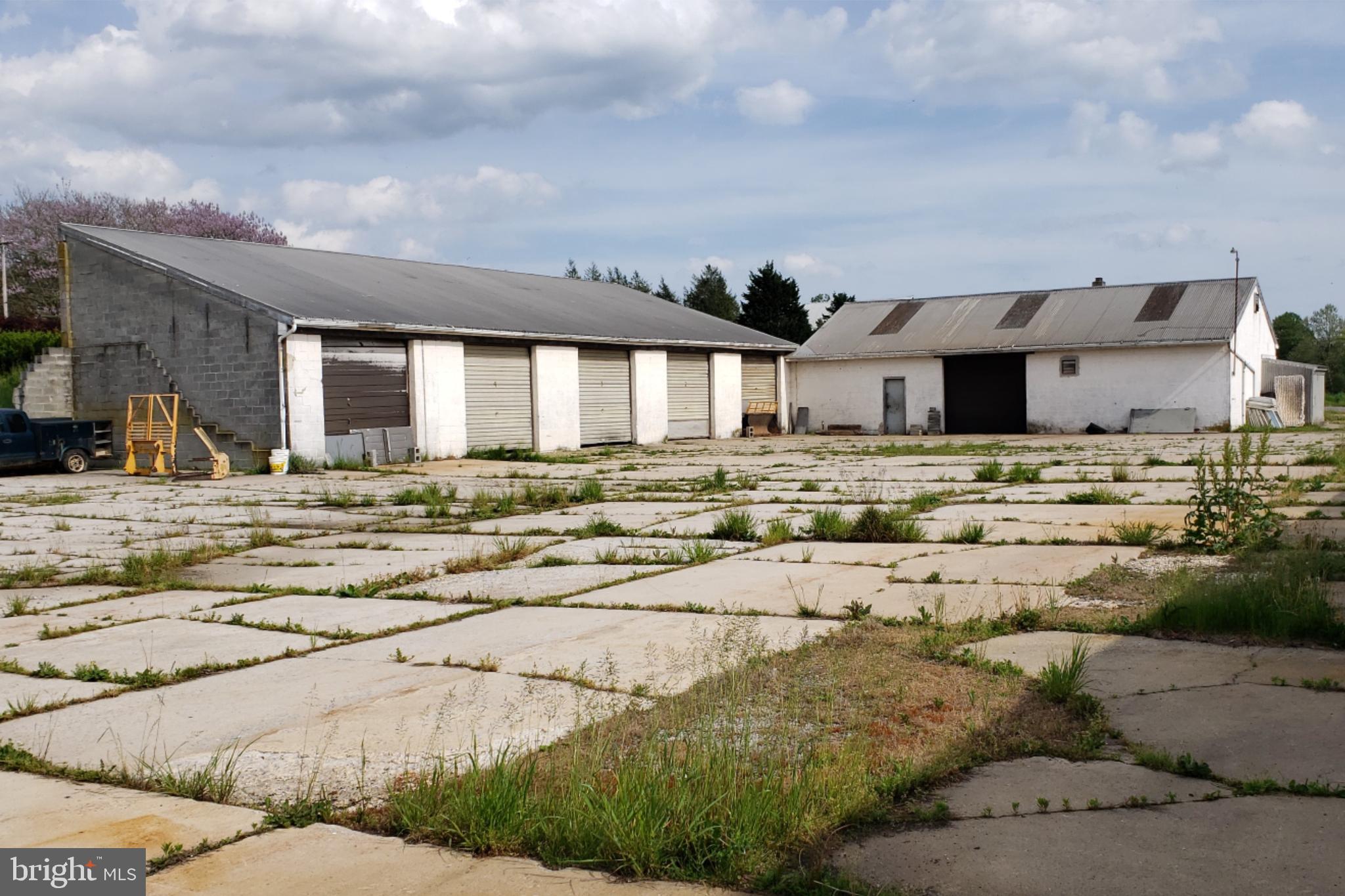 112 CHANDLER MILL ROAD