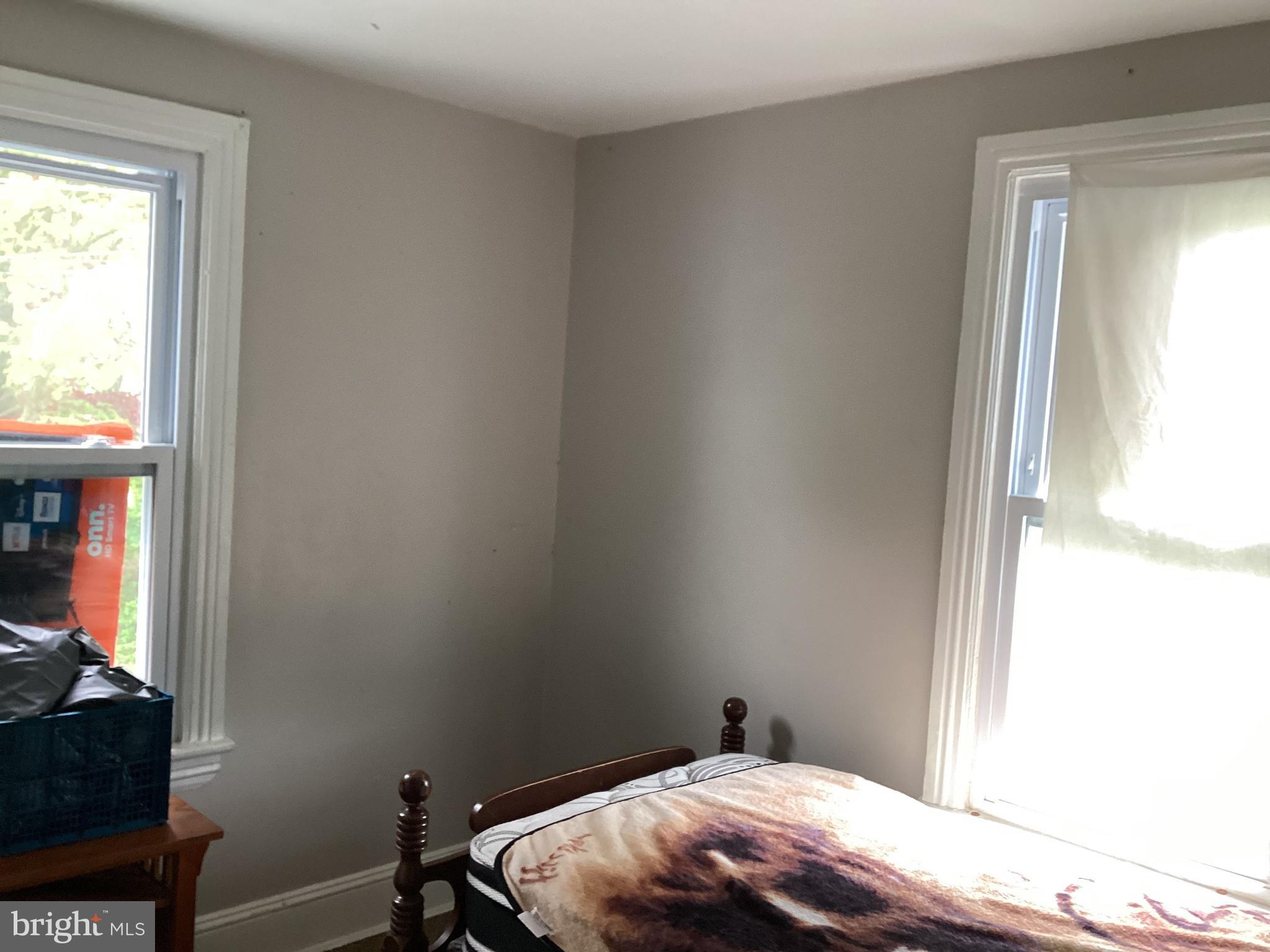 132 134 N 3RD STREET