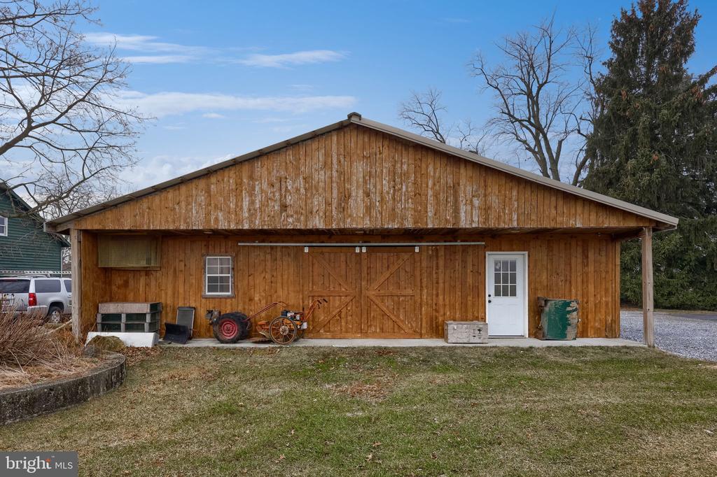 2788 N COLEBROOK ROAD