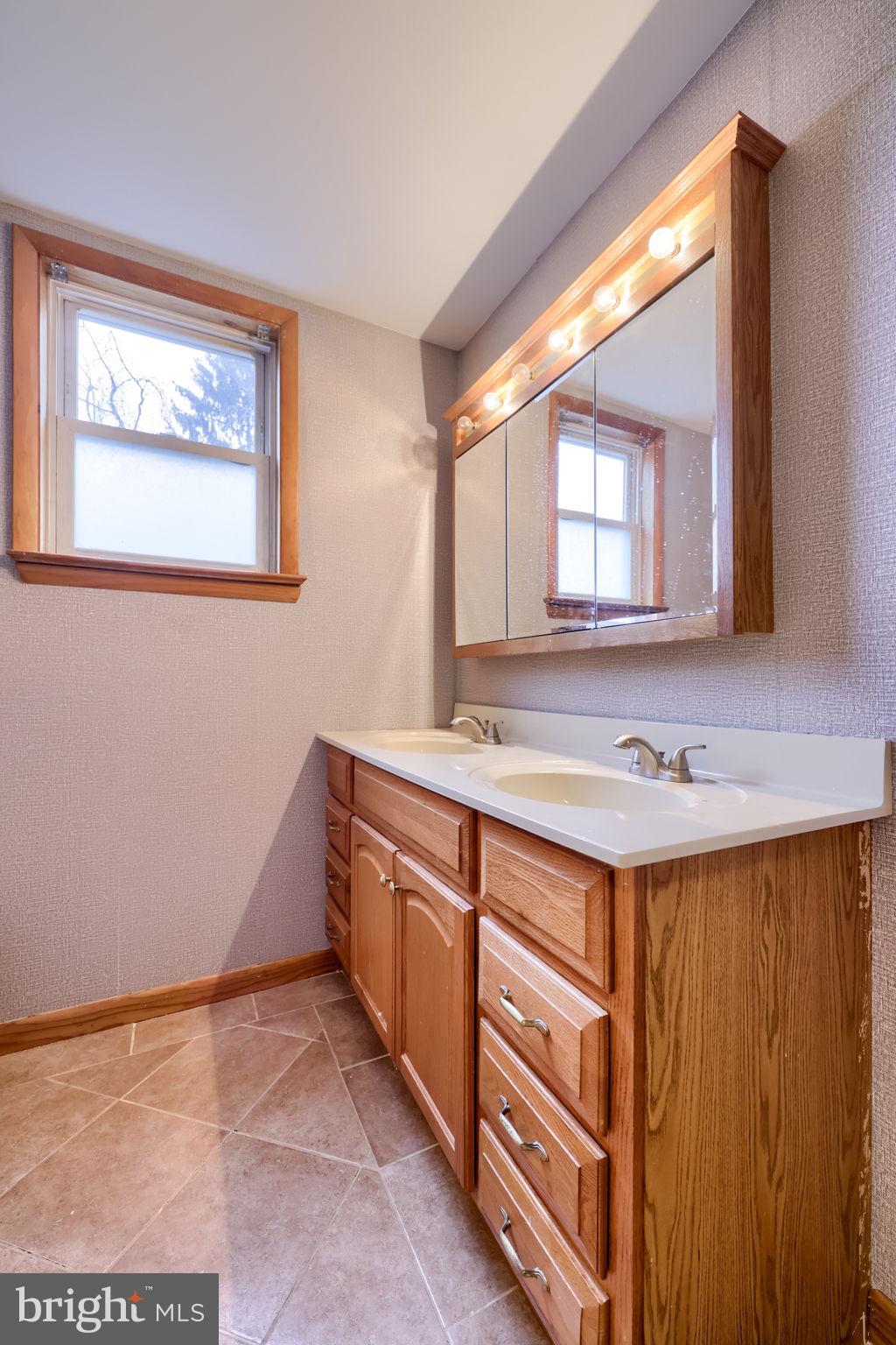 2788 N COLEBROOK ROAD