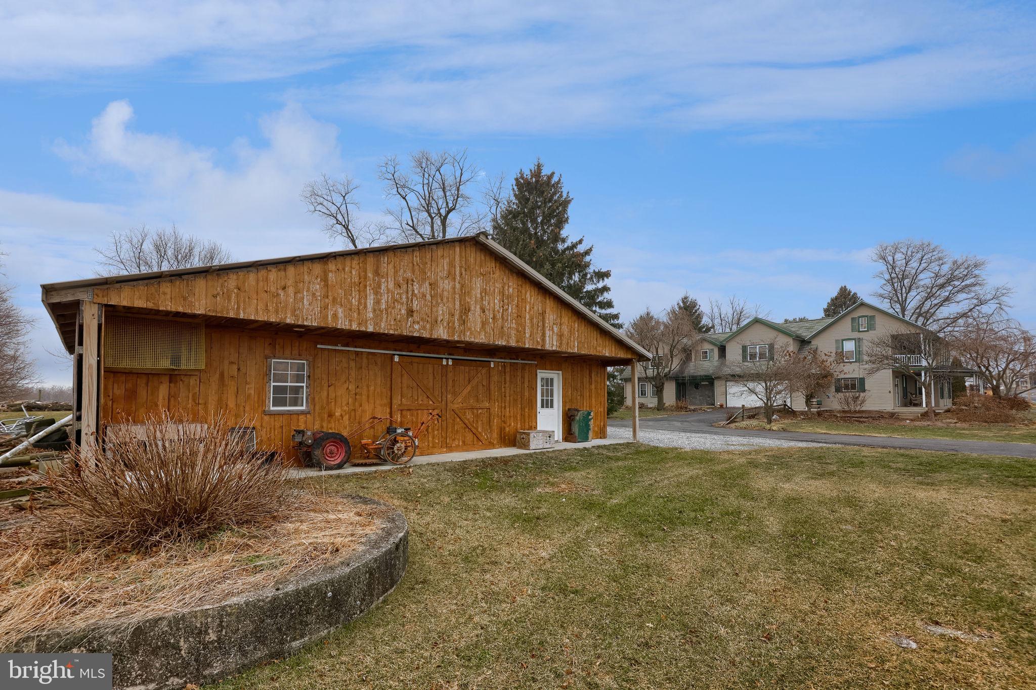 2788 N COLEBROOK ROAD